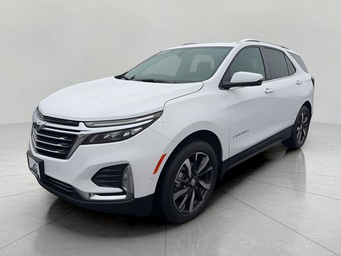 Used 2022 Chevrolet Equinox Premier image 3