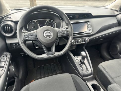 Used 2024 Nissan Kicks S image 22