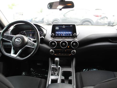 Used 2022 Nissan Sentra SV FWD image 13
