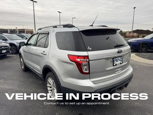 Used 2013 Ford Explorer XLT image 5