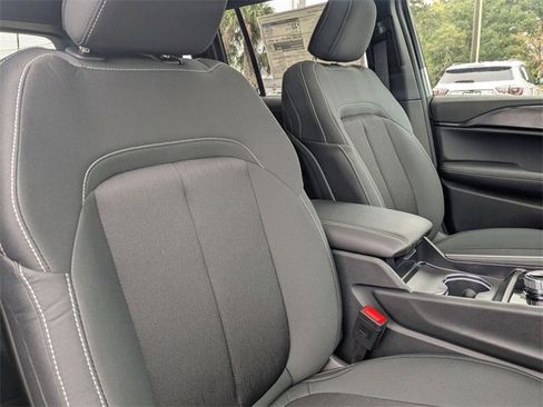 New 2025 Jeep Grand Cherokee Laredo X image 40