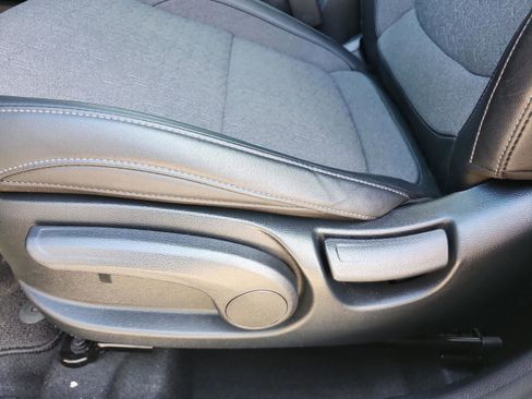Certified 2024 Kia Seltos S image 17