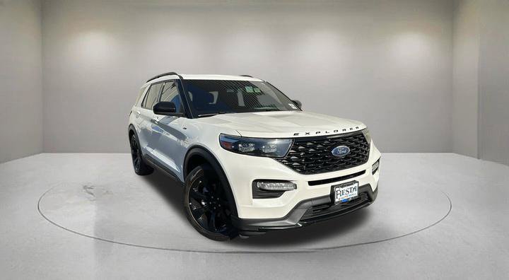 Certified 2024 Ford Explorer ST-Line w/ Class IV Trailer Tow Package RWD image 1