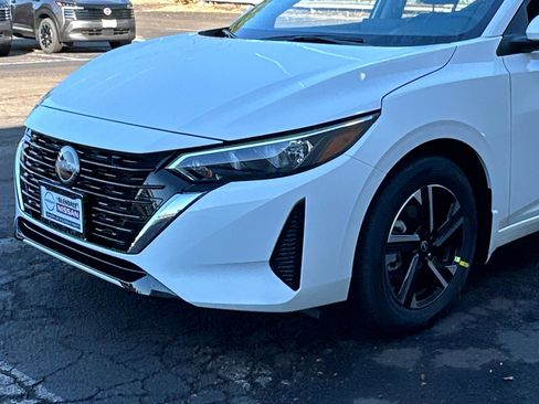 New 2025 Nissan Sentra SV w/ All-Weather Package image 7