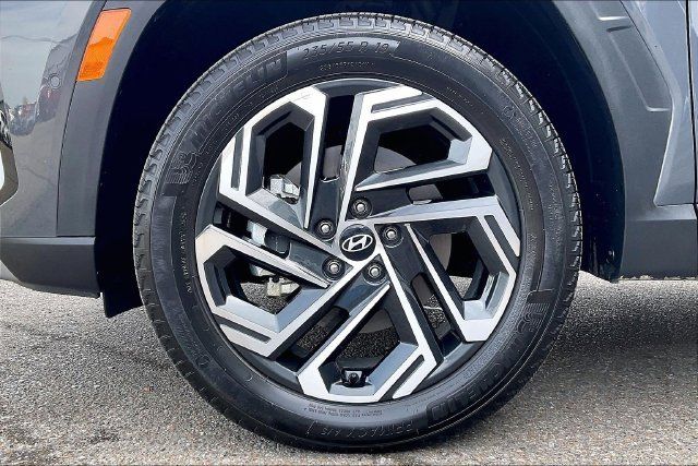 Certified 2025 Hyundai Tucson Limited AWD/4WD image 10