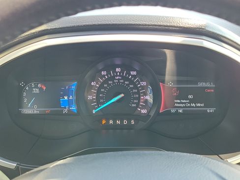 Used 2019 Ford Edge Titanium FWD image 16