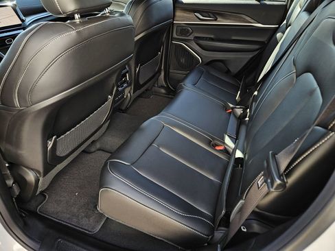 New 2026 Jeep Grand Cherokee Limited w/ Limited Altitude Package image 14