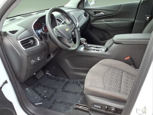 Used 2024 Chevrolet Equinox LT w/ LPO, Floor Liner Package FWD image 11
