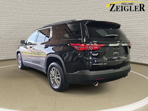 Used 2023 Chevrolet Traverse LT AWD/4WD image 7