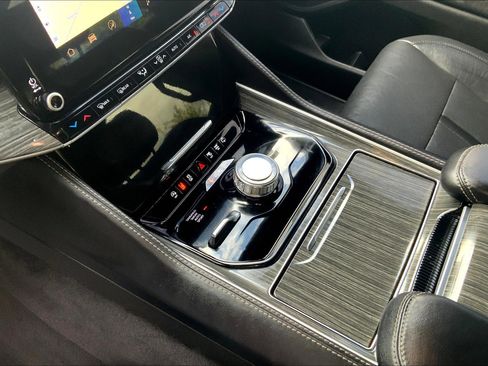 Used 2022 Jeep Wagoneer Series II image 19