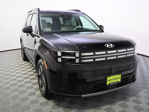 Used 2025 Hyundai Santa Fe SEL image 9
