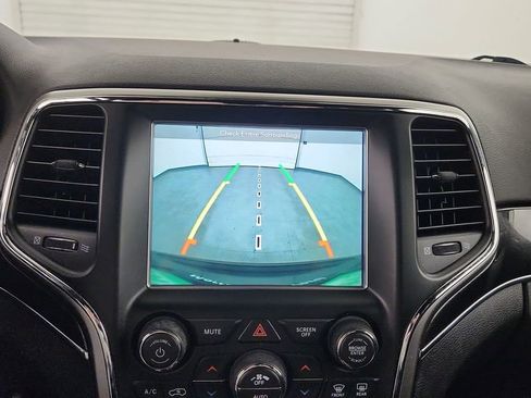 Used 2018 Jeep Grand Cherokee Trailhawk AWD/4WD image 29