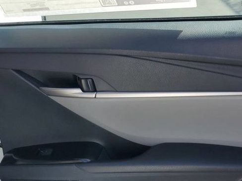 New 2026 Toyota Camry SE w/ Convenience Package FWD image 31