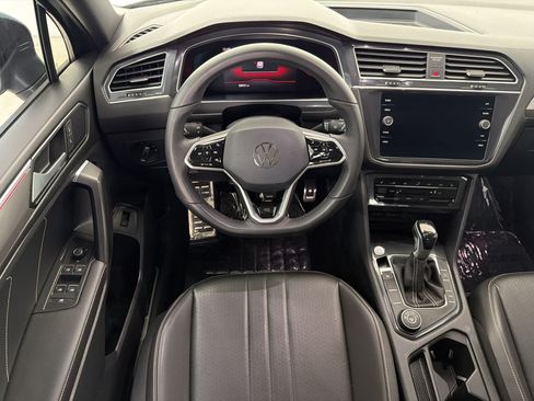 Used 2022 Volkswagen Tiguan SE R-Line AWD/4WD image 27