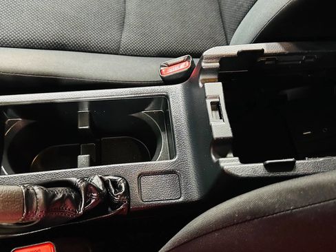 Used 2016 Subaru Impreza 2.0i image 17