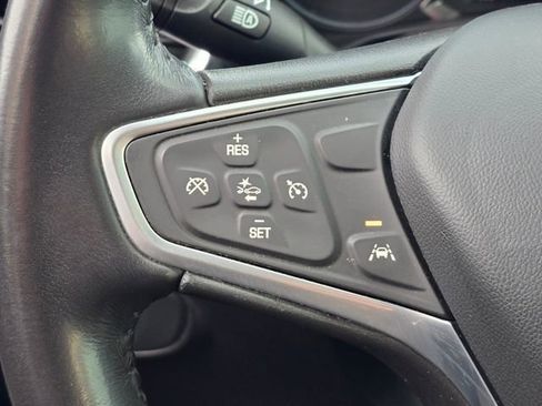 Used 2022 Chevrolet Equinox LT image 30