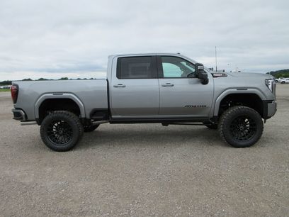 New 2026 GMC Sierra 2500 AT4 w/ AT4 Premium Plus Package