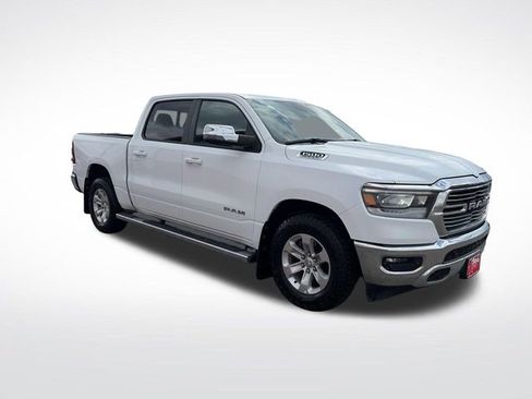 Used 2023 RAM 1500 Laramie AWD/4WD image 11