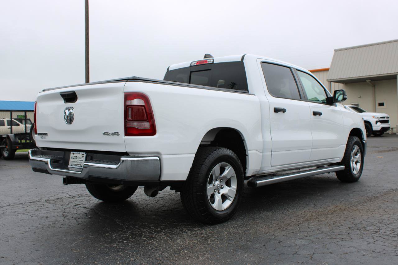 Used 2023 RAM 1500 Big Horn AWD/4WD image 4