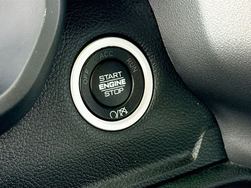 Used 2024 RAM 2500 Big Horn w/ Protection Group image 8