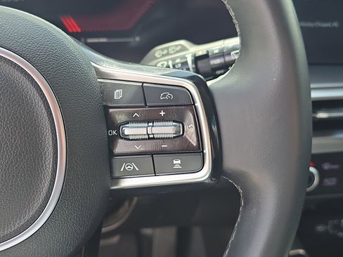 Used 2025 Kia Sorento EX w/ Panoramic Sunroof Package image 32