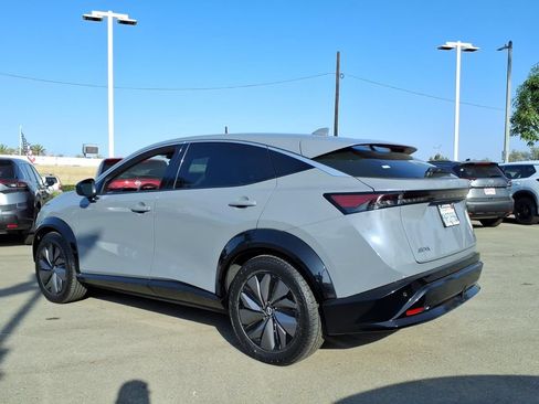 Used 2024 Nissan Ariya FWD image 7