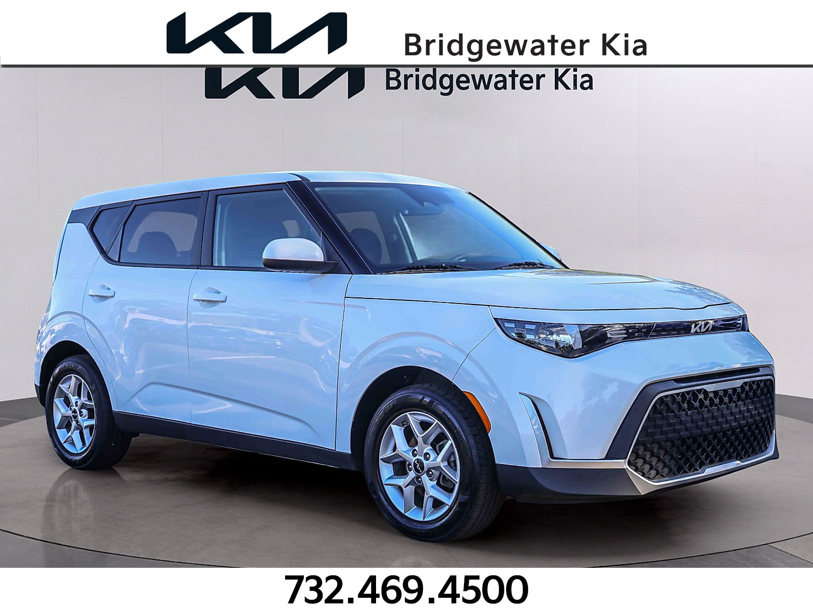 Certified 2025 Kia Soul LX w/ LX Technology Package FWD image 1