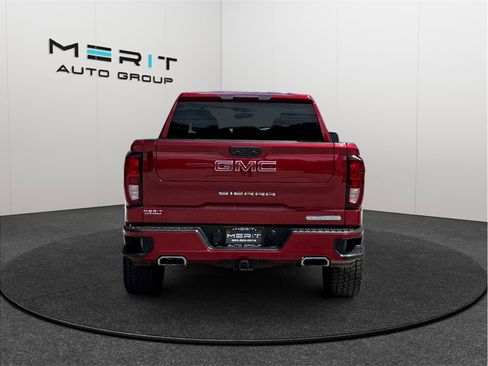 Used 2021 GMC Sierra 1500 Elevation w/ X31 Off-Road Package AWD/4WD image 8