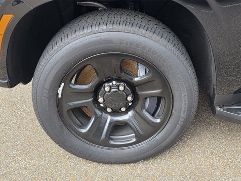 New 2025 Chevrolet Tahoe 2WD image 16