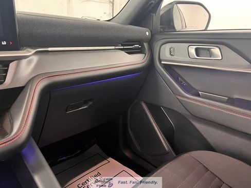 Used 2025 Ford Explorer ST-Line w/ Premium Package RWD image 43