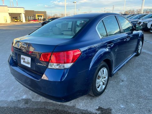 Used 2011 Subaru Legacy 2.5i image 7