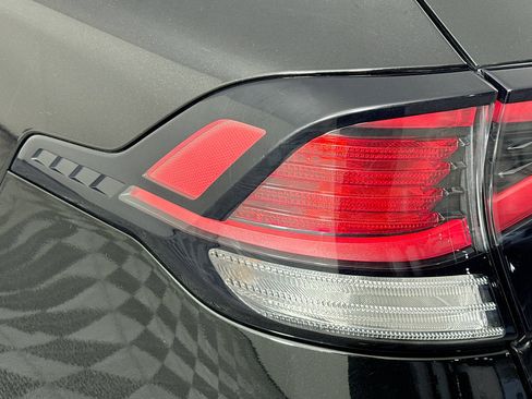 Used 2023 Kia Sportage LX image 33