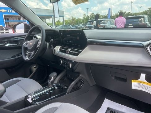 New 2026 Chevrolet TrailBlazer LT w/ Convenience Package image 33