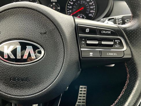 Used 2018 Kia Stinger GT1 image 20