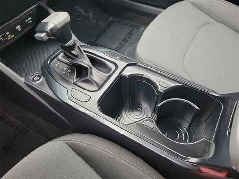 Used 2025 Kia K4 LXS image 13
