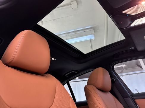Certified 2023 BMW 330i Sedan w/ Driving Assistance Package RWD image 15
