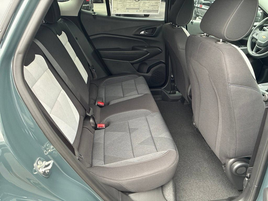 New 2026 Chevrolet Trax LS FWD image 27
