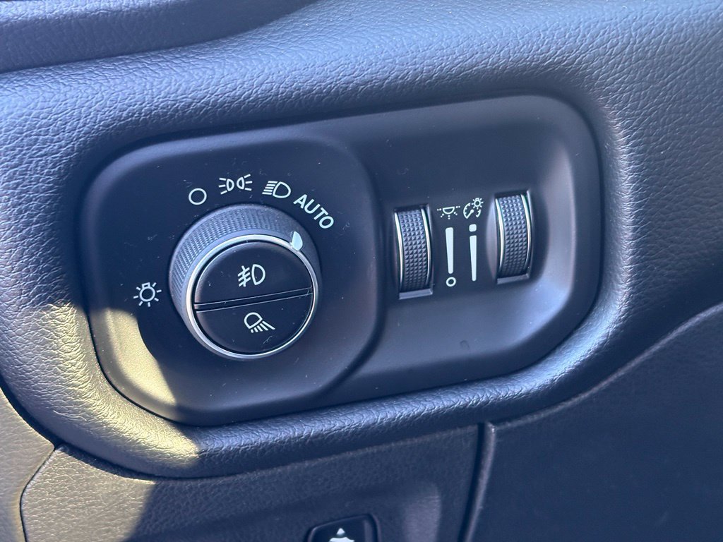 Used 2019 RAM 1500 Sport w/ Alpine Leather & Sound Group AWD/4WD image 8