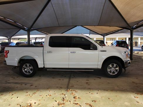 Used 2018 Ford F150 XLT w/ Equipment Group 302A Luxury image 8