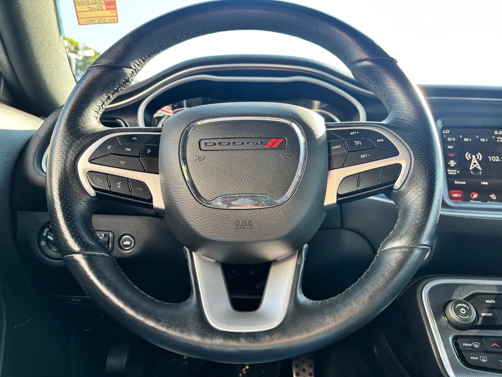 Used 2018 Dodge Challenger R/T Scat Pack w/ Dynamics Package RWD image 39