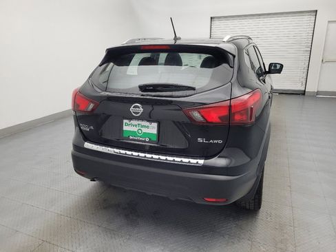 Used 2017 Nissan Rogue Sport SL w/ SL Premium Package image 7