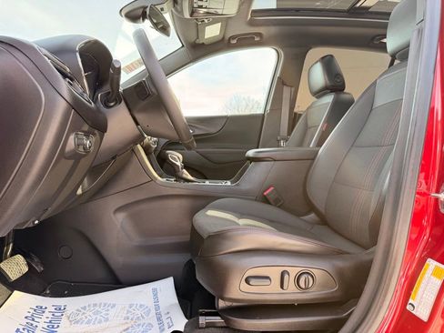 Used 2023 Chevrolet Equinox RS image 11