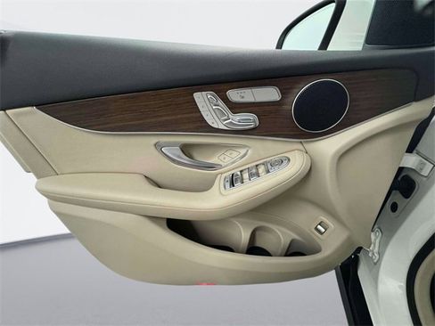 Certified 2022 Mercedes-Benz GLC 300 4MATIC image 18