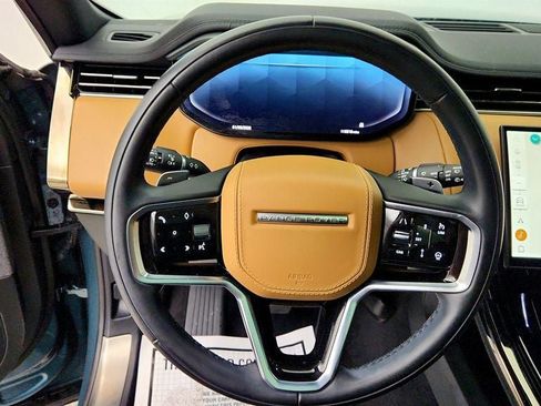 Used 2024 Land Rover Range Rover Sport SE AWD/4WD image 13