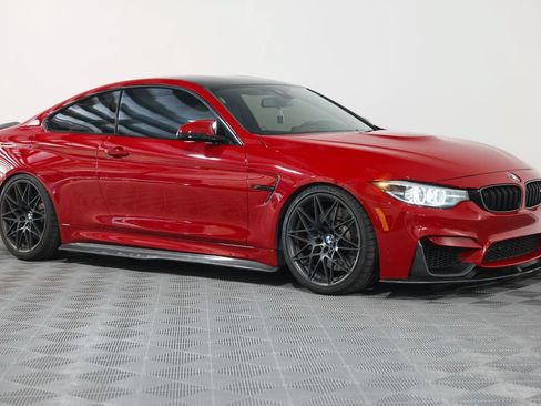 Used 2020 BMW M4 Coupe w/ Competition Package RWD image 5