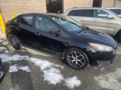 Used 2018 Ford Focus S image 6