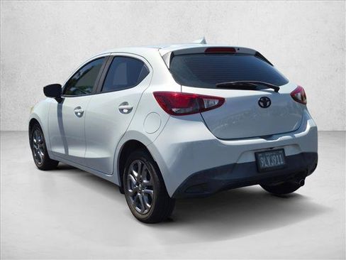 Used 2020 Toyota Yaris LE FWD image 8