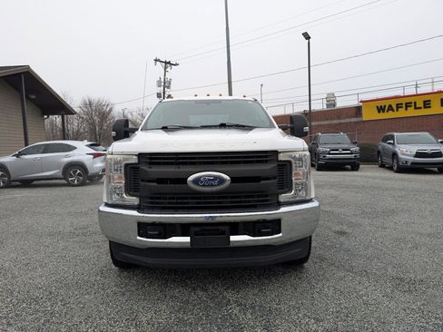 Used 2017 Ford F350 XL w/ Power Equipment Group image 2