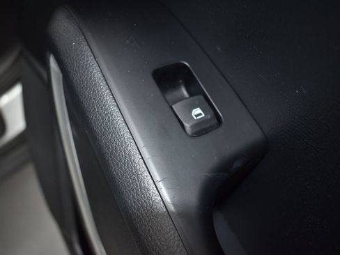 Certified 2023 Kia Soul LX w/ LX Technology Package image 13