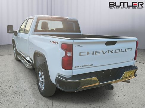 Used 2025 Chevrolet Silverado 2500 LT w/ Convenience Package AWD/4WD image 10